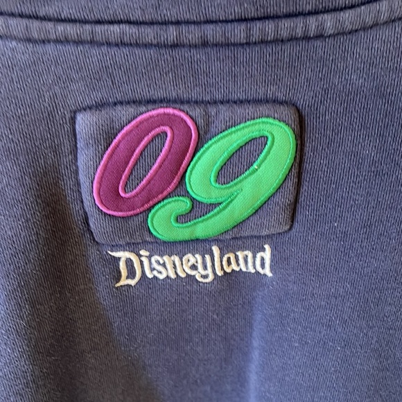 Disneyland 2009 Sweatshirt Jacket - Picture 6 of 6